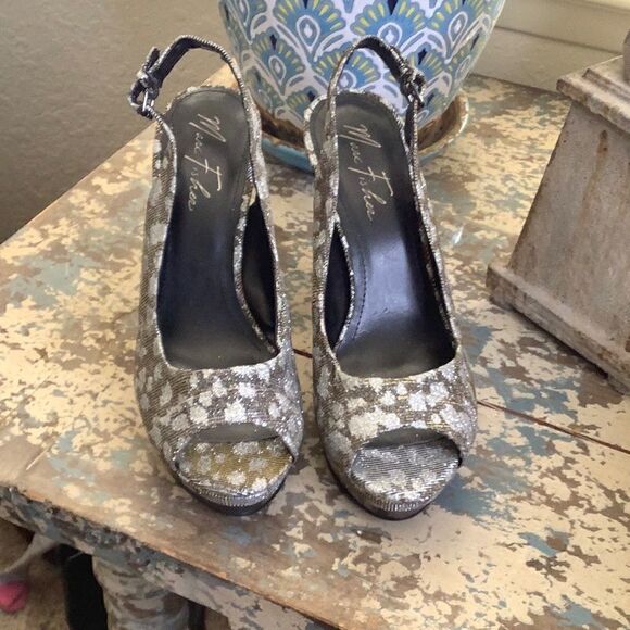 Marc Fisher sparkly cheetah platform heels - Picture 2 of 12